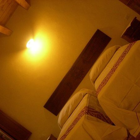 Agriturismo Battaglia Villamassargia Phòng bức ảnh