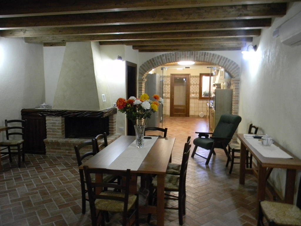 Agriturismo Battaglia Villamassargia Ngoại thất bức ảnh
