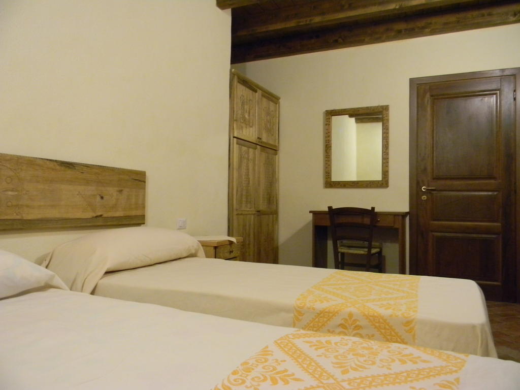 Agriturismo Battaglia Villamassargia Ngoại thất bức ảnh