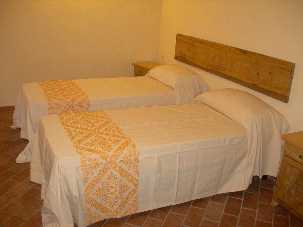Agriturismo Battaglia Villamassargia Ngoại thất bức ảnh